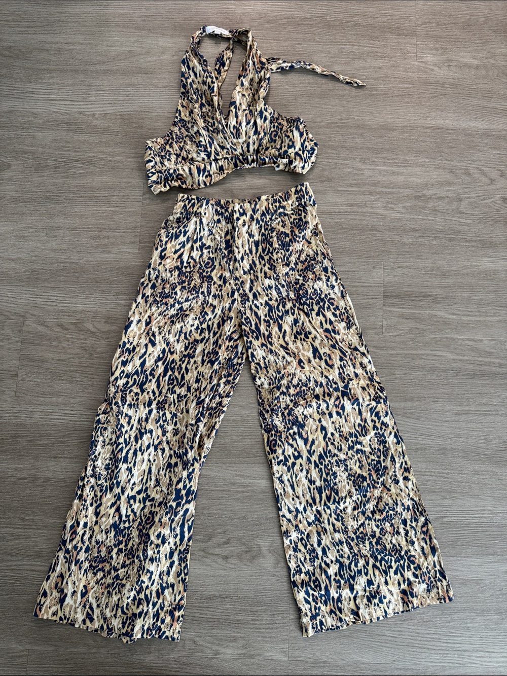 Women's Leopard-Print Wide Leg Pants Set - Beige Navy